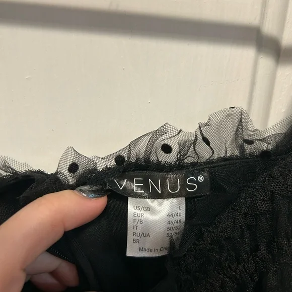 Elegant Black Lace Mesh VENUS Dress - Picture 4 of 6
